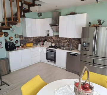 Prodaja stana – Cvjetno naselje, Trnje - cover