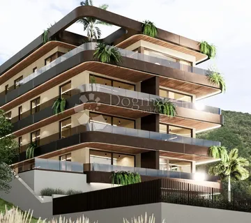 ★★★★★ IČIĆI – 1.kAT s terasom i bazenom - cover