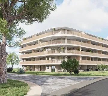 Moderan 2-soban na 2. katu 600 metara od mora, Umag - cover