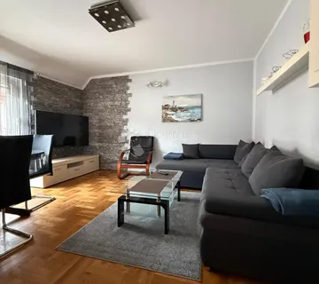 Trosoban stan u Dugavama - 54 m2 - cover