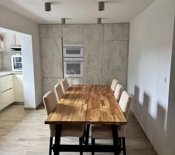 Vis: Moderni luksuz uz rivu - cover