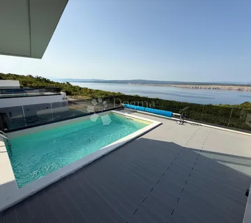 Vila Jadranovo - cover