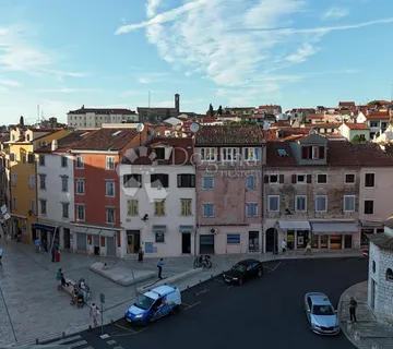 Stan na top lokaciji u Rovinju ,Lokva, 61m2  - cover