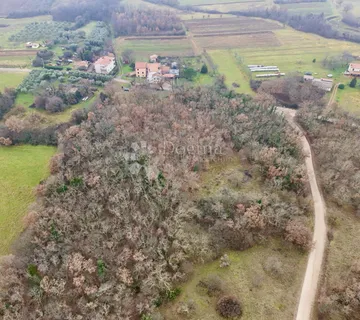 Građevinsko zemljište 414m2 + poljoprivredno 1725m2 , u komadu - cover