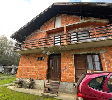 Odlična kućica s 2 stana  - cover