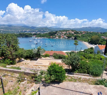 Koločep – Građevinsko zemljište 458 m² idealno za odmor! - cover
