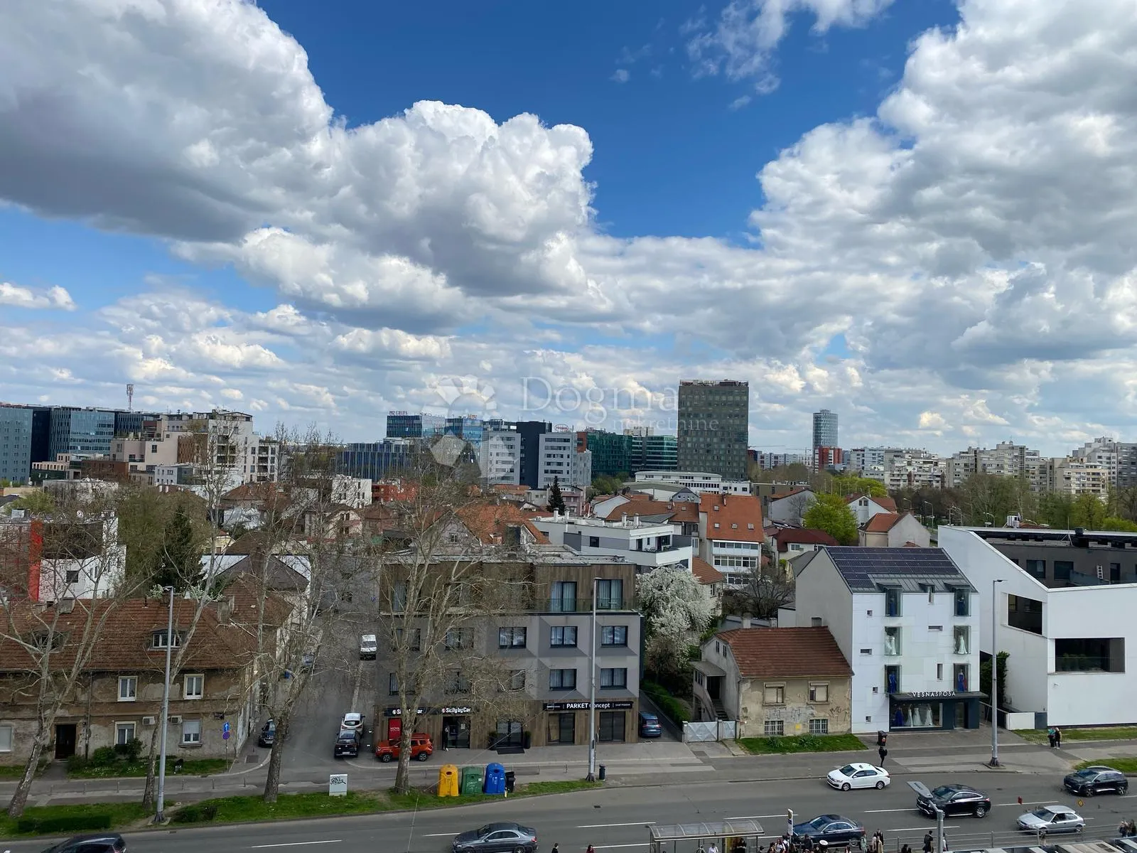 Odličan stan na top lokaciji  - cover