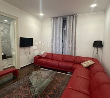 Prodaja stana, centar, 73.17m2, DB+2S,2.kat - cover