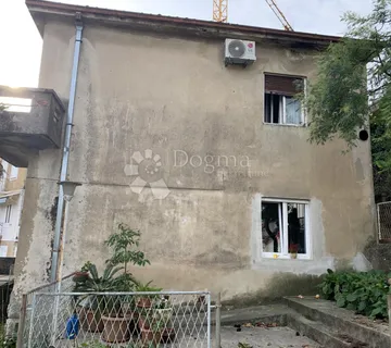 Opatija CENTAR- SAMOSTOJEĆA KUĆA na vrlo zanimljivoj lokaciji, - cover