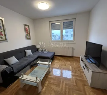 STAN ZA NAJAM S PARKIRNIM MJESTOM - cover