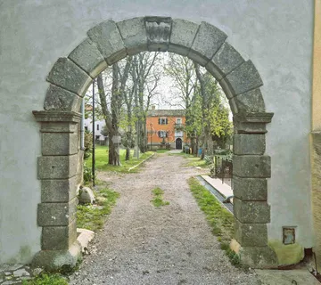 Plemićka palača Lazzarini-Battiala - rijetkost na tržištu  - cover