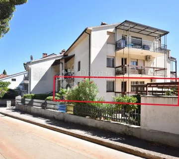 SAMO U DOGMI! STAN U URBANOJ VILI S GARAŽOM - 150m od mora - cover