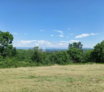 Građevinsko zemljište s pravomoćnom dozvolom i projektom luksuzne kuće s bazenom - cover