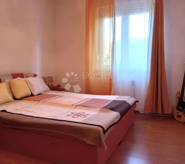 Kostrena, etaža kuće sa pogledom na more - cover