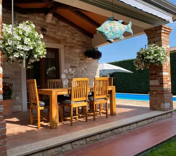 Vila puna duše Karigador, pored more 400m - cover