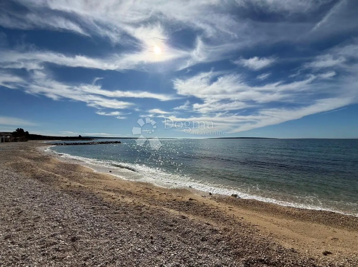 GAJAC A01 NOVOGEADNJA TOP LOKACIJA BEZ POREZA 3% ! - cover