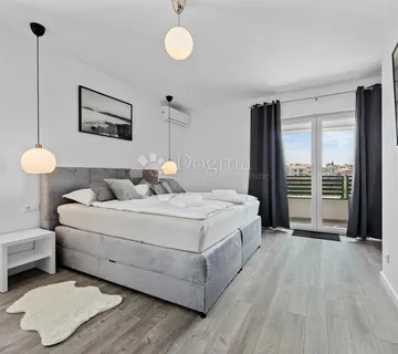 Stan na prvom katu u luksuznoj vili za najam do 30.4.2026 - cover