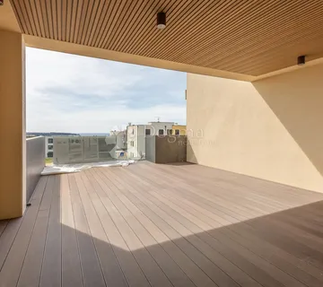 NAJPOŽELJNIJA NOVOGRADNJA U GRADU - STAN B-1-C, NA 1. KATU S POGLEDOM NA MORE - cover