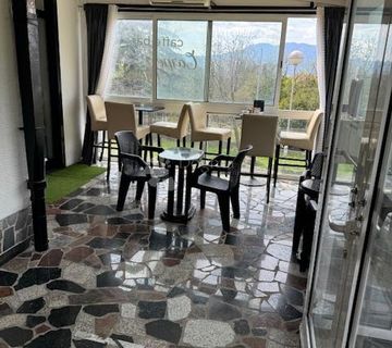 IZNAJMLJUJE SE – ATRAKTIVAN POSLOVNI PROSTOR / BAR NA TRAŽENOJ LOKACIJI - cover