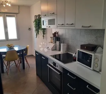 Zamet-68m2,2s+db adaptiran, jug pogled na more - cover