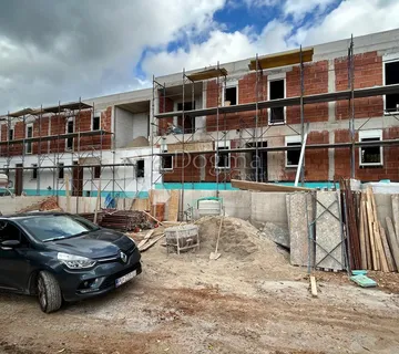 Moderna kuća u nizu - 5 km od centra Poreča i plaže - cover