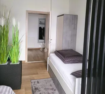 Najam dvokrevetne sobe za studentice - cover