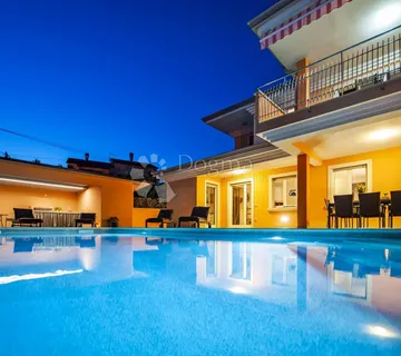 Villa Rovinj - cover