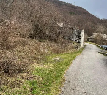 ZEMLJIŠTE IZNAD SENJA - cover