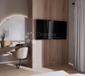 KLJUČ U RUKE! PRIZEMNICA S BAZENOM NA MIRNOJ LOKACIJI - cover