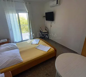 Jednosoban stan Makarska - cover