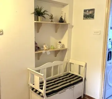 STAN SA GARAŽOM U ZGRADI, BLIZINA RADNIČKE CESTE - cover