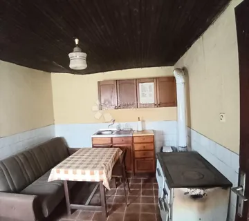 Simpatična kuća s jezerom! - cover