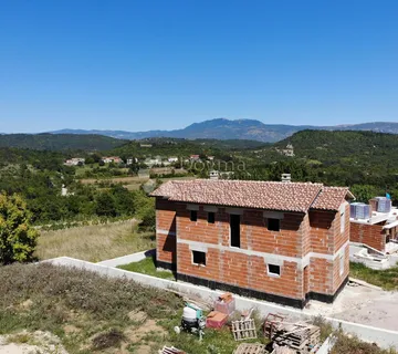 Labin okolica - moderna kuća s 3 spavaće sobe i bazenom - cover