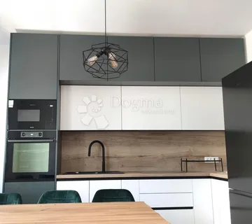 Kuća na samo 20 m od uređene plaže! - cover