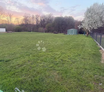 GRAĐEVINSKO ZEMLJIŠTE ZA OBITELJSKU KUĆU - cover