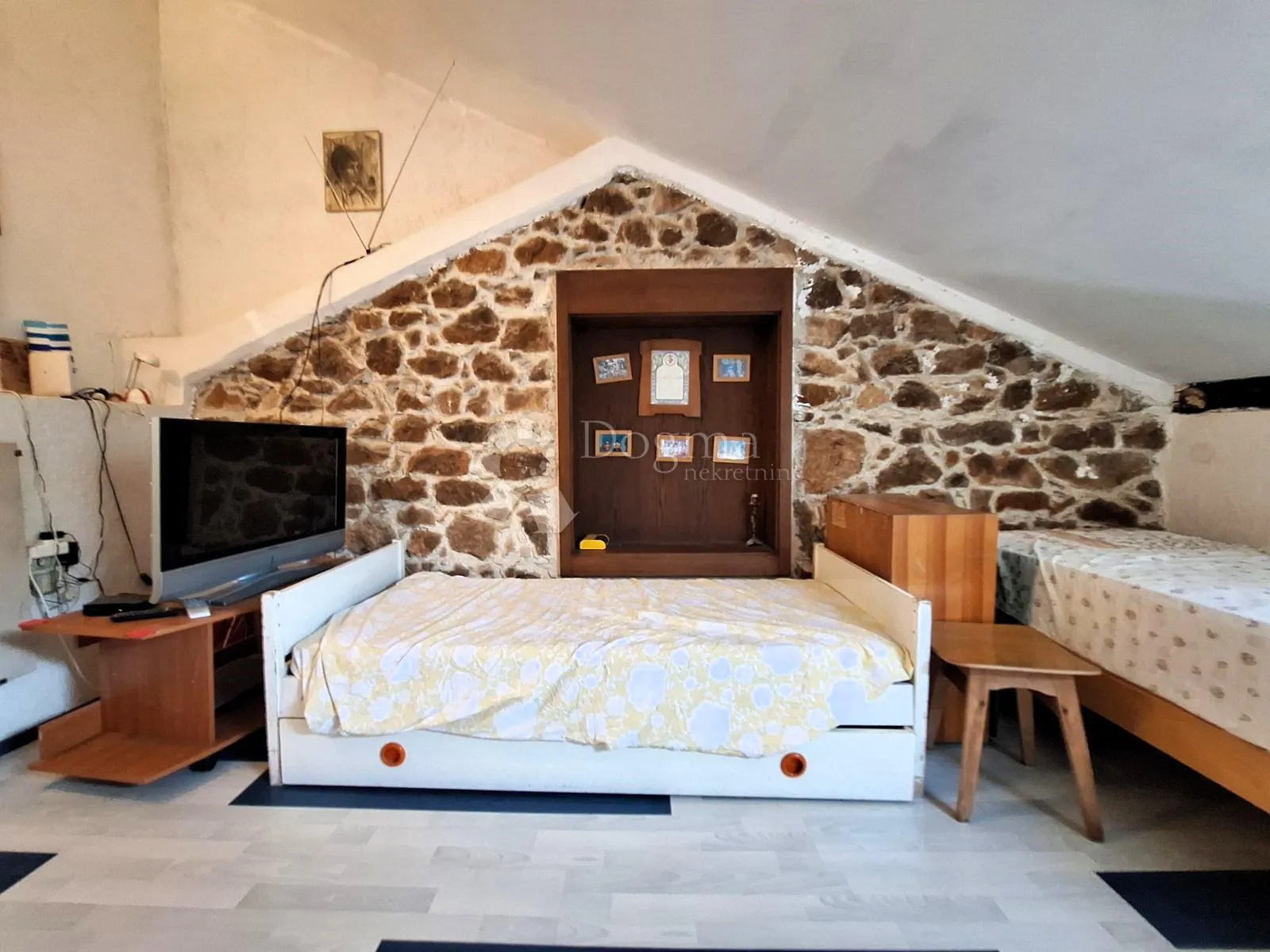 SNIŽENO! Draga Bašćanska, apartman na prodaju - cover