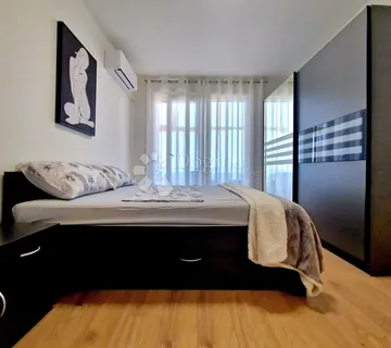 Novouređeni 2S+db  na odličnoj lokaciji - cover