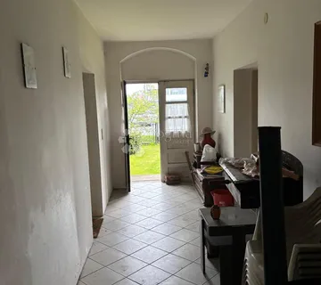 Kuća s potencijalom za uređenje, blizina svih sadržaja – Možđenec - cover