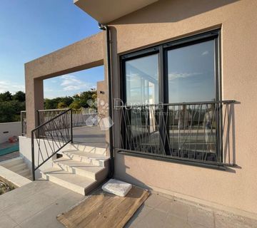 VODICE DUPLEX KUĆA NA ATRAKTIVNOJ LOKACIJI SA PREKRASNIM POGLEDOM - cover