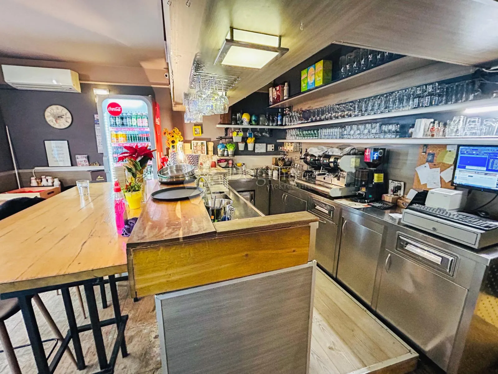 Pizzeria-restoran u središtu Istre - cover