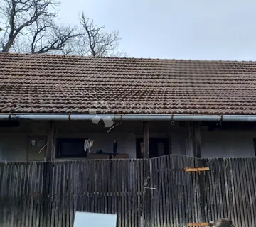 2 kuće, 3ha, selo, divljina - cover