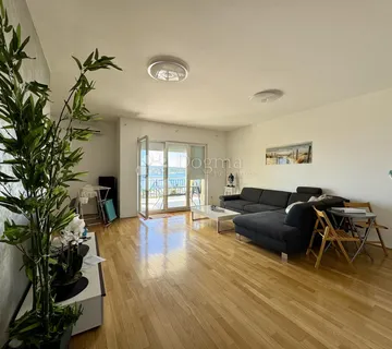 CRIKVENICA - NAJAM KOMFORNOG STANA - cover