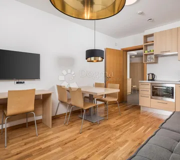 Ičići  najam stan s pogledom na more i bazenom - cover