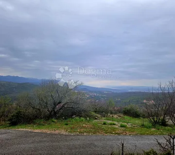  ZEMLJIŠTE ŠKRLJEVO S LIJEPIM POGLEDOM - cover