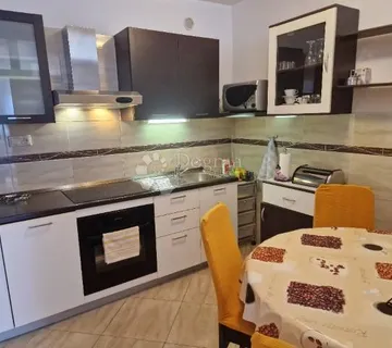 Krasan stan za najam u centru Turnića - cover