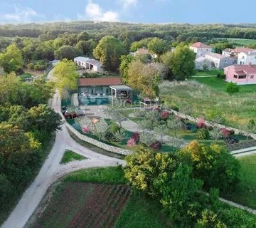 Kombinacija građevinsko poljoprivredne parcele na mirnoj lokaciji - cover