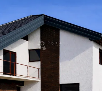 Moderna kuća s potencijalom na traženoj lokaciji - cover