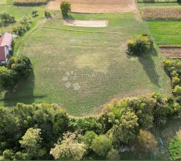 Građevinsko zemljište Ozalj 1200 m2 + poljoprivredno 4052 m2 - cover