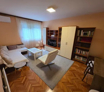 Ugodan i svijetao stan u centru Čakovca  - cover