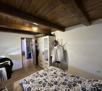 KUĆA U  NEPOSREDNOJ BLIZINI CENTRA PRILIKA !!! - cover